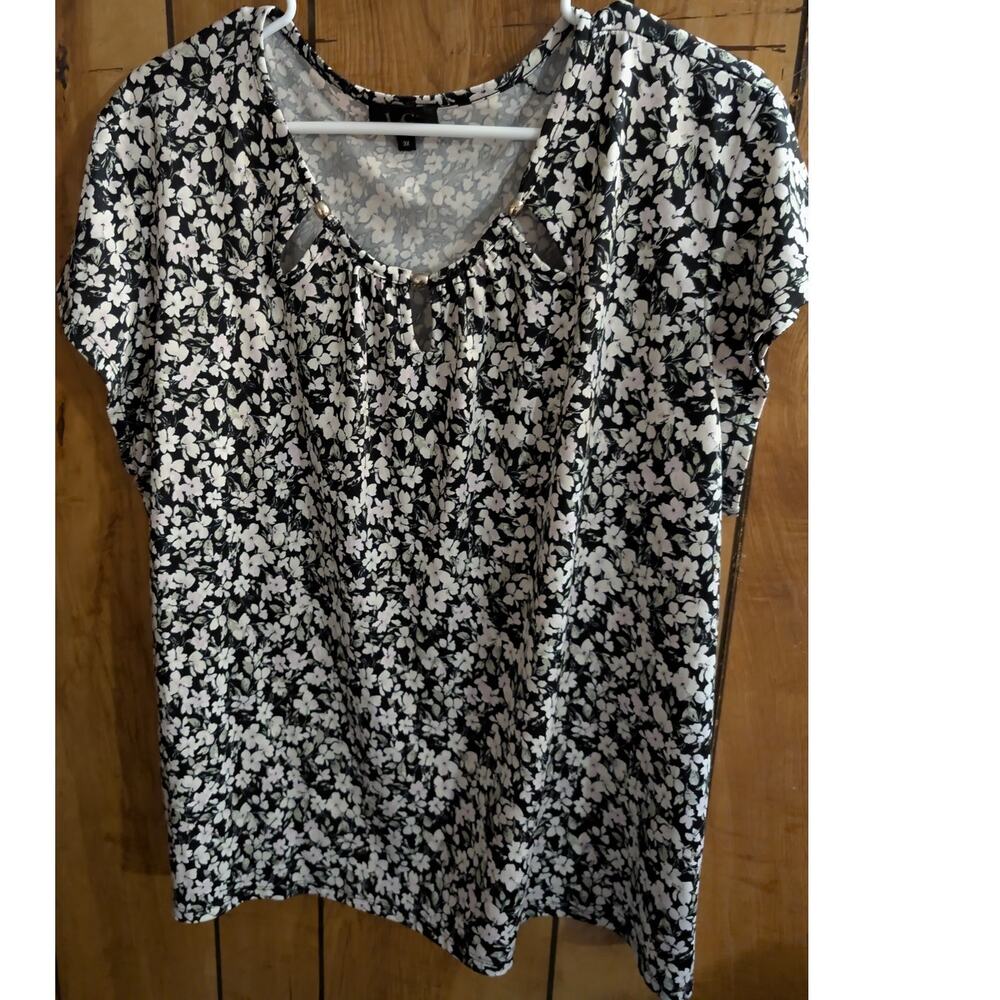 Laura Cruz Top Shirt Womens Plus Size 3 X XXX Floral Short Sleeve‎ Blouse Beaded